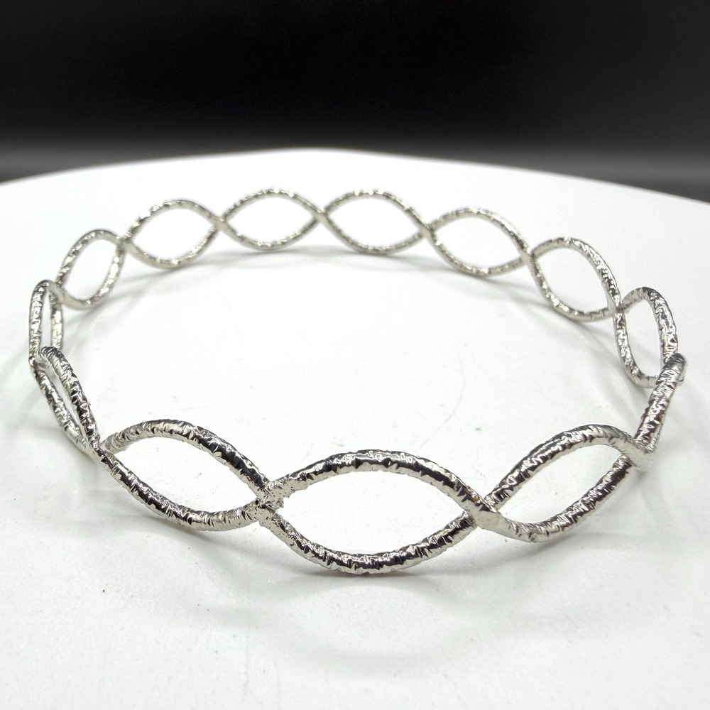 Silver Tone Textured Infinity Link Bangle Bracelet Openwork Boho Womens Jewelry